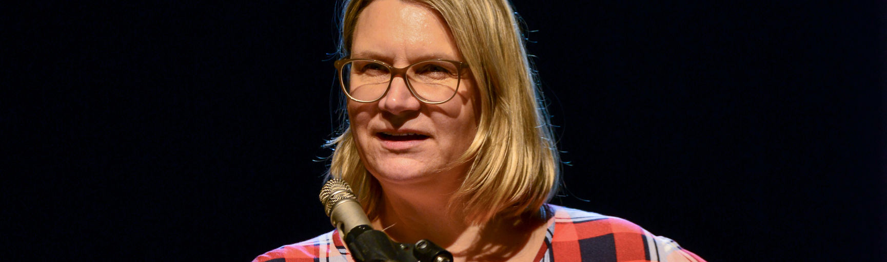 Ein Gespräch mit Karin Heitzmann über „soziale Ungleichheit und COVID"